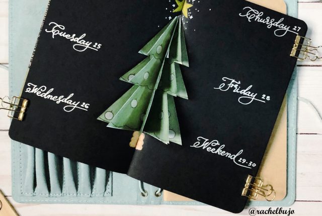Christmas tree journal bujo weekly spread 3D @rachelbujo kellycreates.ca