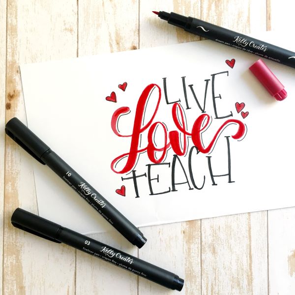 Love this quote layout design tutorial about mixing lettering styles using brush pens and markers www.kellycreates.ca