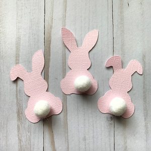 Adorable Easter decor with watercolor technique and free cut file www.KellyCreates.ca